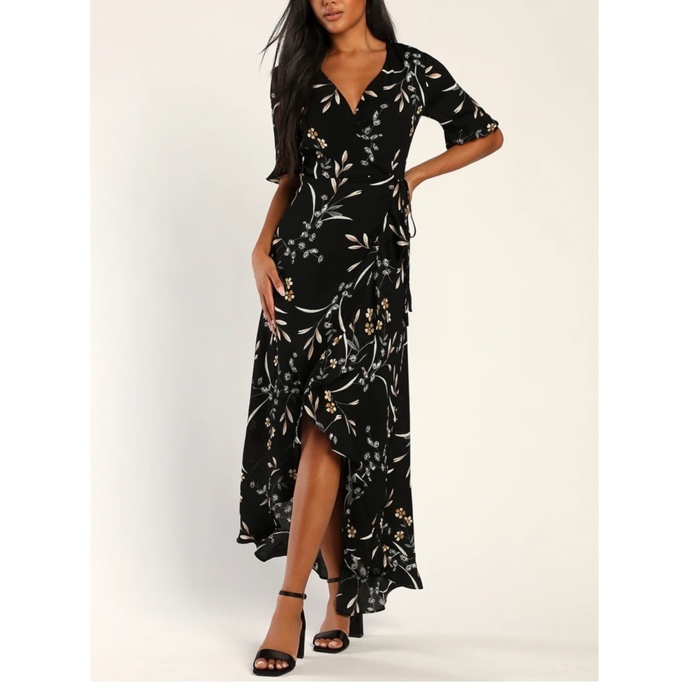 NWT Lulu’s Wild Winds Black Floral Print High Low Midi Wrap Dress Sz S